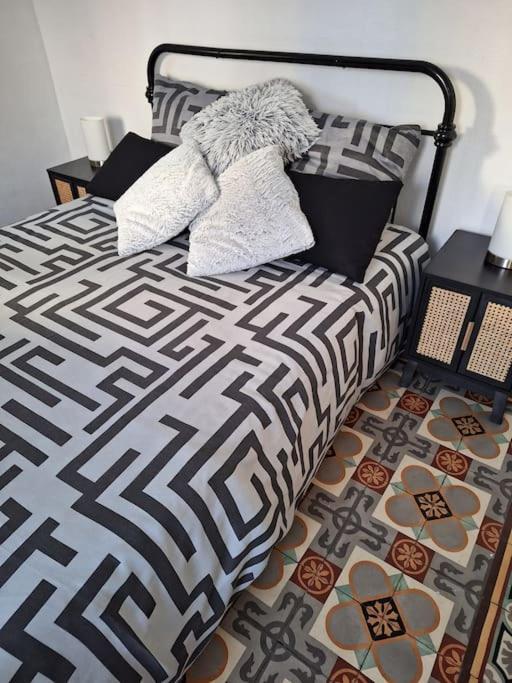 Self Contained City Apartment Perpignan Zewnętrze zdjęcie